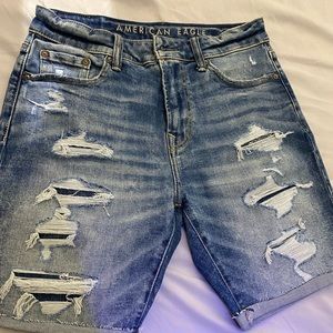 AMERICAN EAGLE JEAN SHORT
